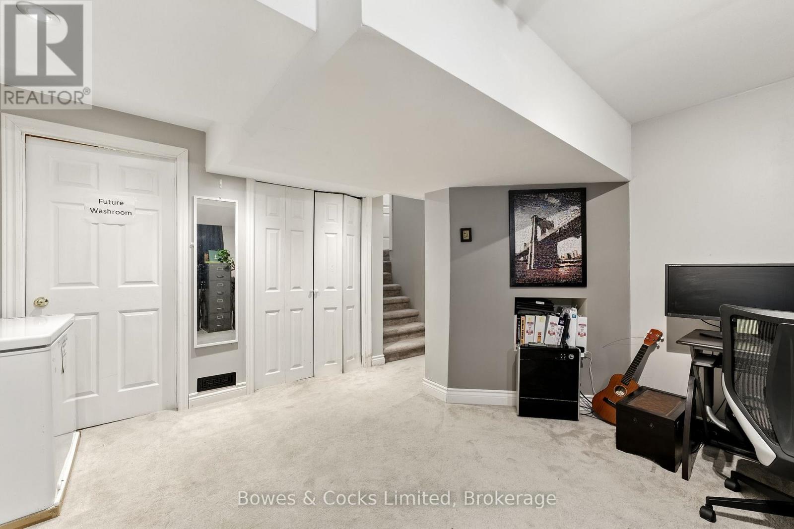 210 Farrier Crescent, Peterborough (Northcrest Ward 5), Ontario  K9L 0A6 - Photo 31 - X13761284