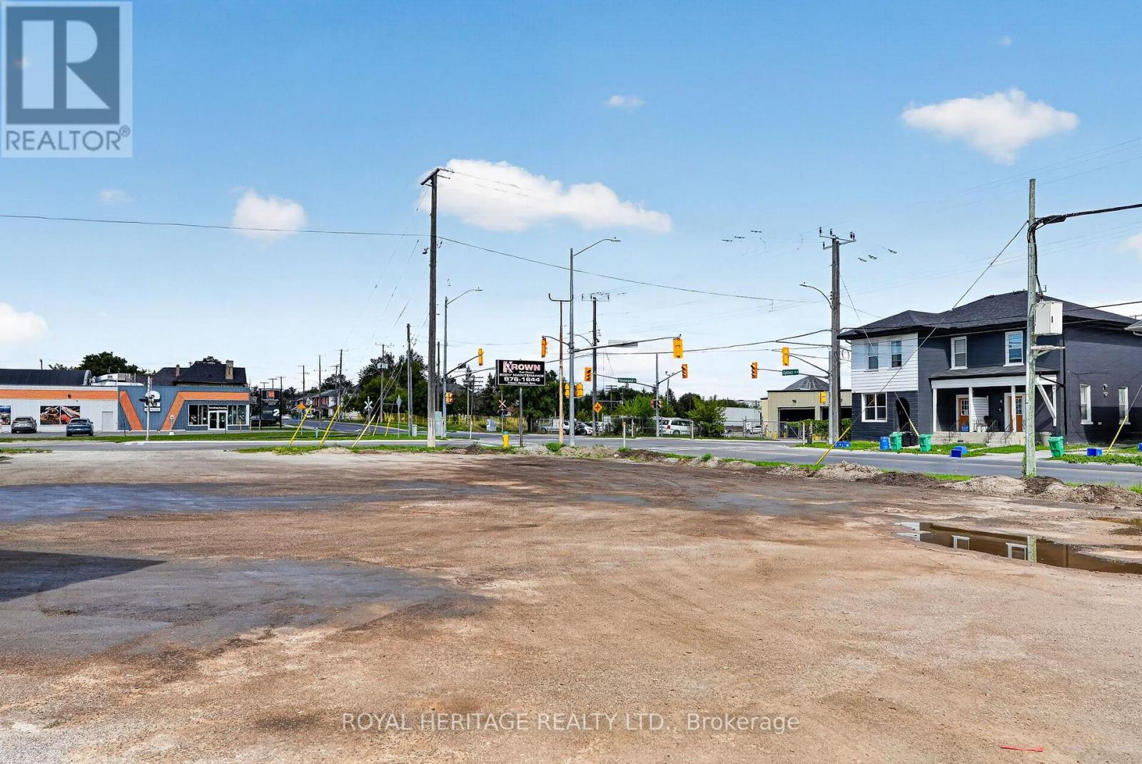 107 Aylmer Street N, Peterborough (Town Ward 3), Ontario  K9J 3J6 - Photo 11 - X13761546