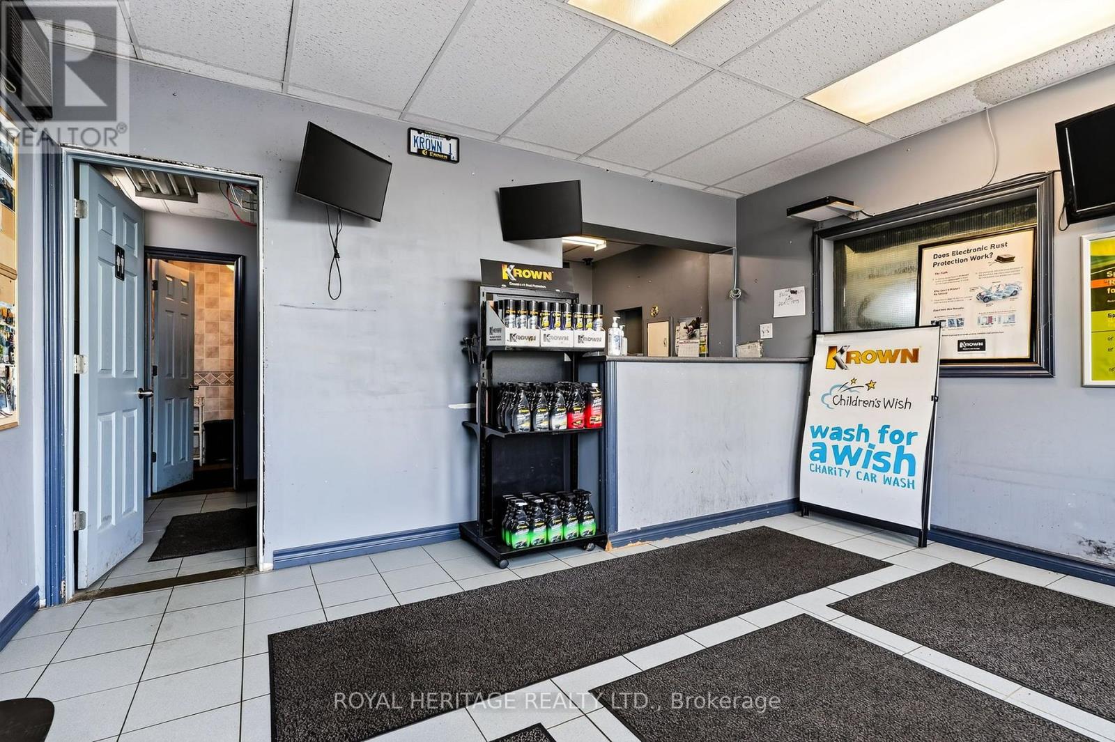 107 Aylmer Street N, Peterborough (Town Ward 3), Ontario  K9J 3J6 - Photo 13 - X13761546