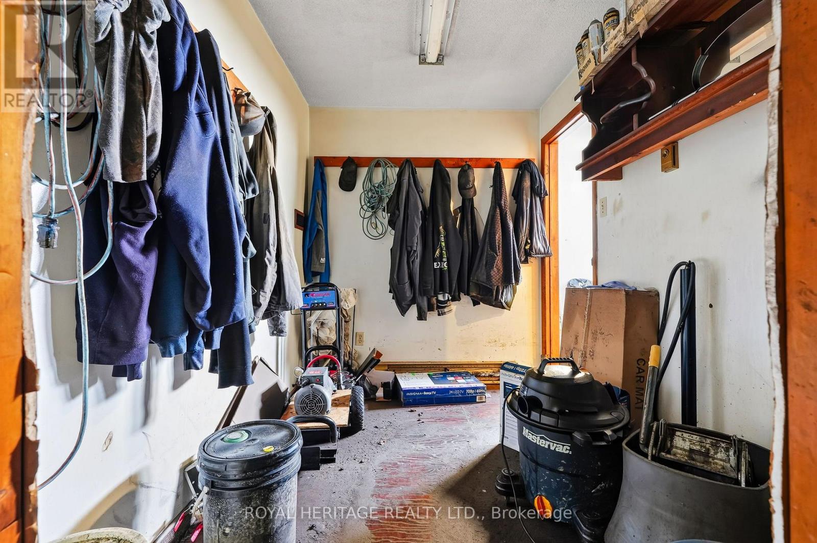 107 Aylmer Street N, Peterborough (Town Ward 3), Ontario  K9J 3J6 - Photo 27 - X13761546