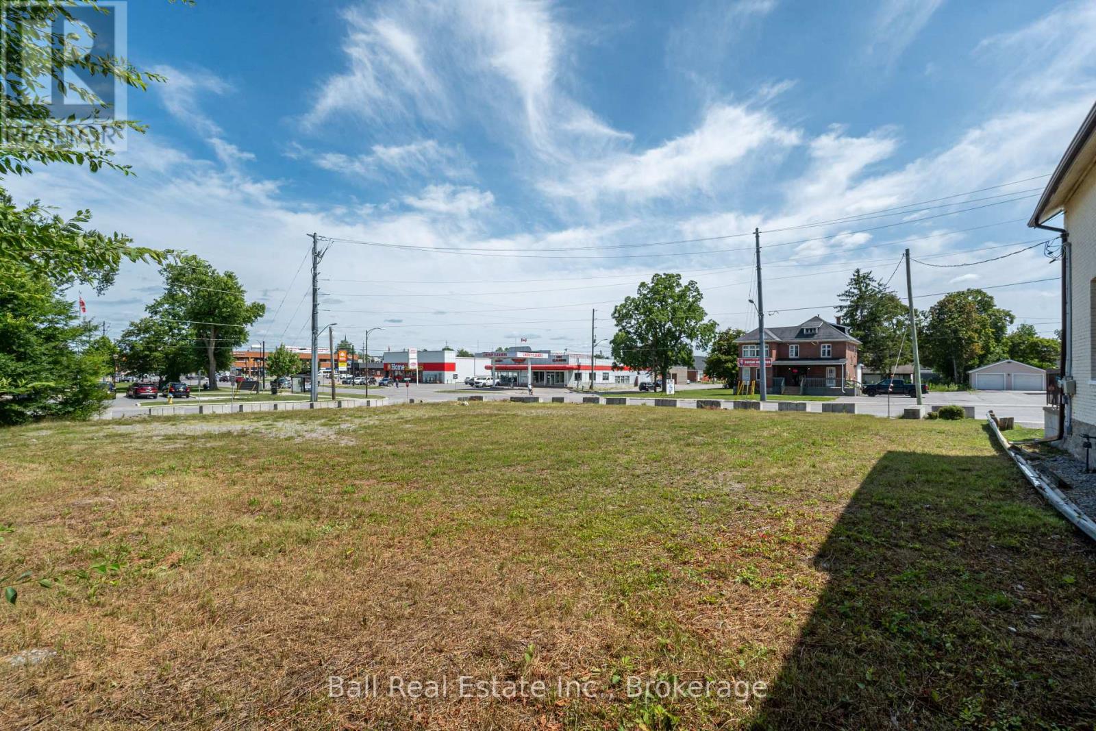 220 Kent Street W, Kawartha Lakes (Lindsay), Ontario  K9V 2Z2 - Photo 8 - X13761838
