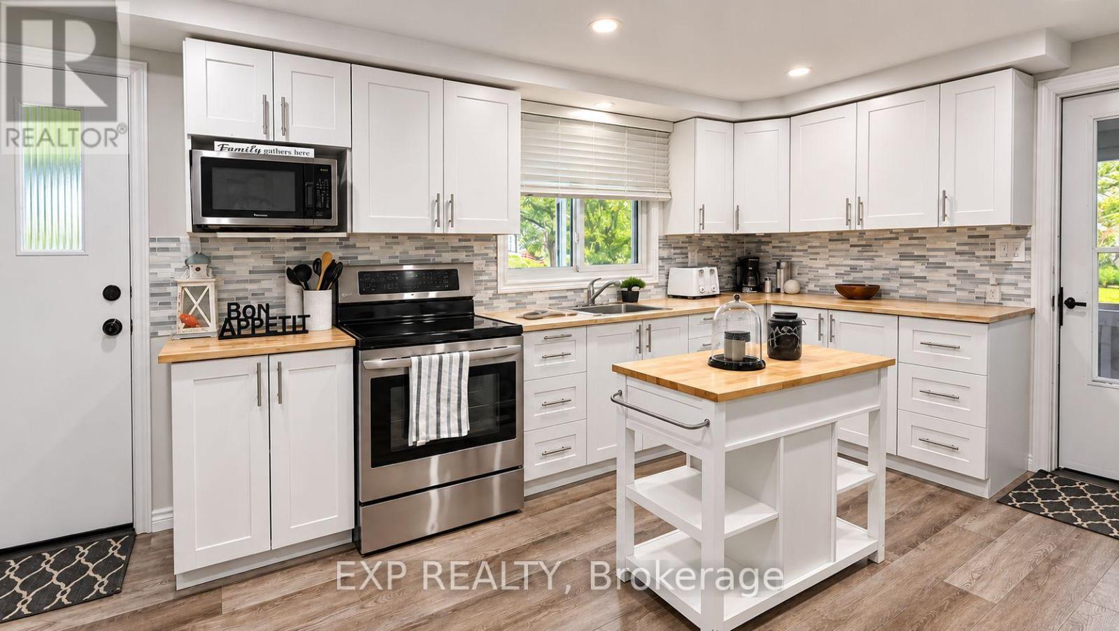 9 Charlotte Crescent, Kawartha Lakes (Emily), Ontario  K0L 2W0 - Photo 3 - X13762074