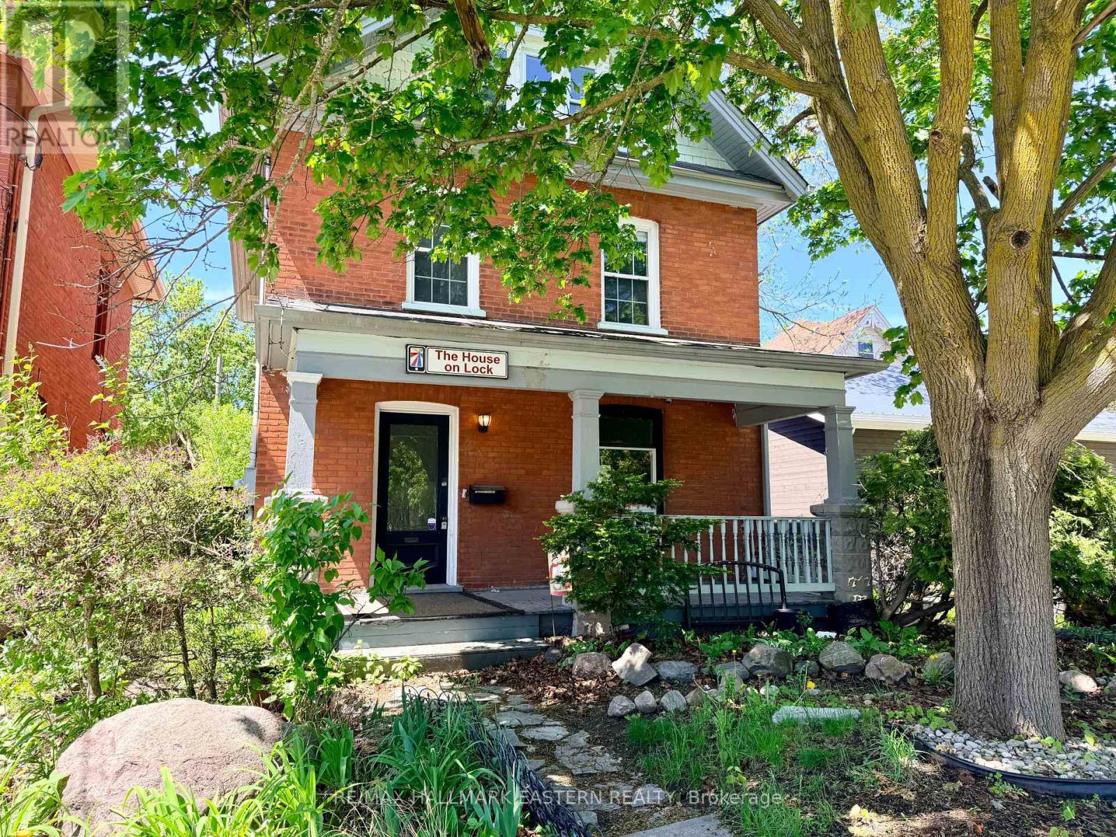 179 Lock Street, Peterborough (Town Ward 3), Ontario  K9J 2Y8 - Photo 3 - X13762158