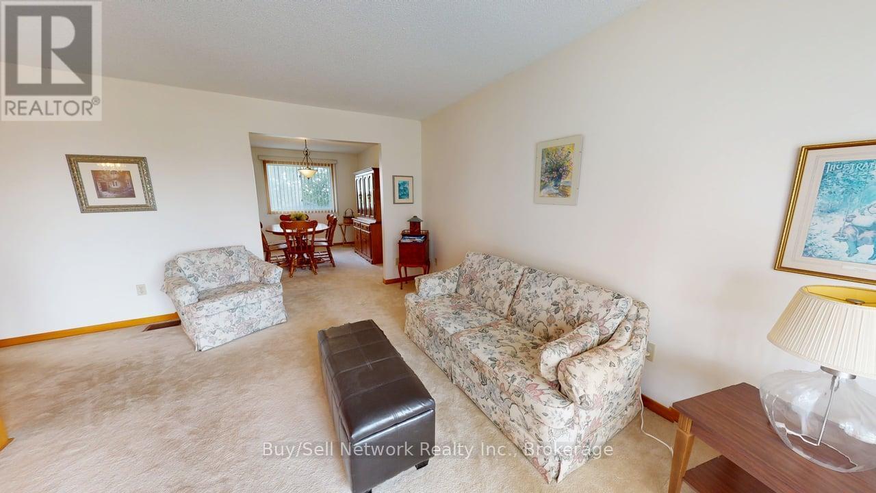 2565 Marsdale Drive, Peterborough (Ashburnham Ward 4), Ontario  K9L 1Y3 - Photo 10 - X13762992