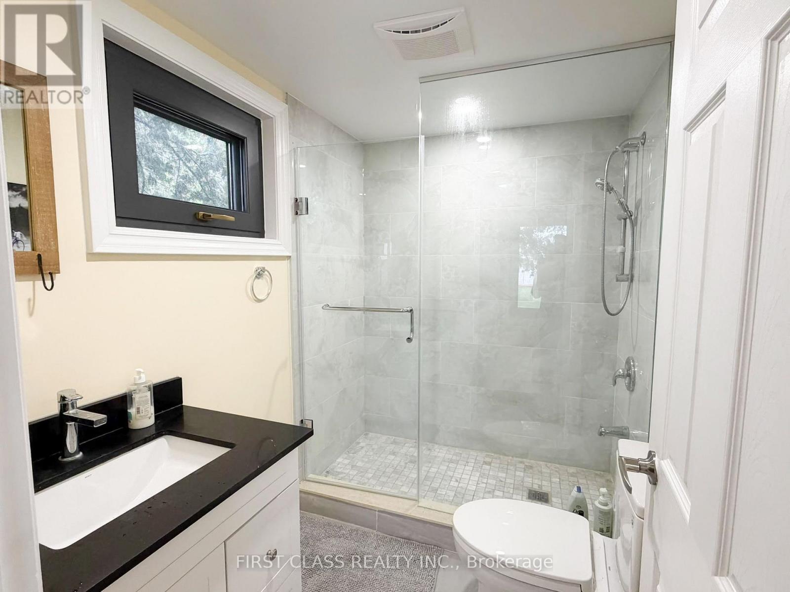 37 Laird Drive, Kawartha Lakes (Fenelon), Ontario  K9V 4R6 - Photo 17 - X13763426