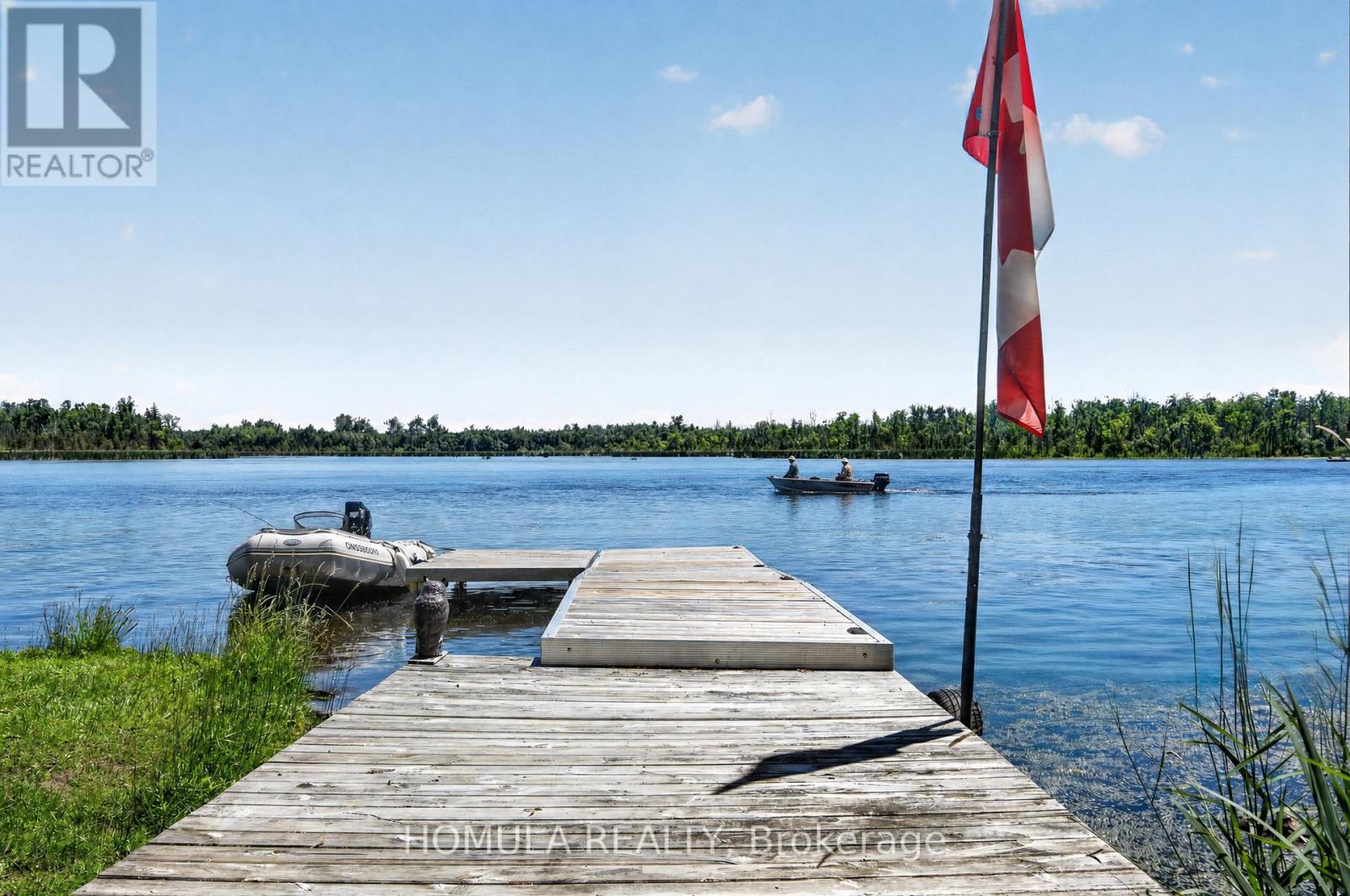 24 Riverside Drive, Kawartha Lakes (Ops), Ontario  K9V 0H6 - Photo 4 - X13763908