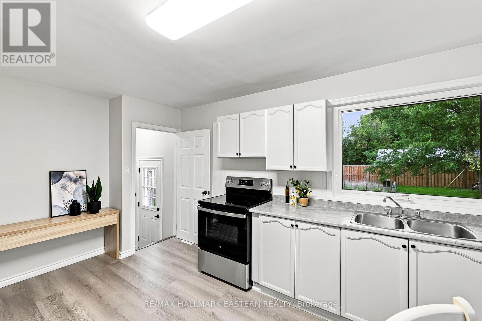 22 Kingdon Avenue, Selwyn, Ontario  K0L 2H0 - Photo 12 - X13764844