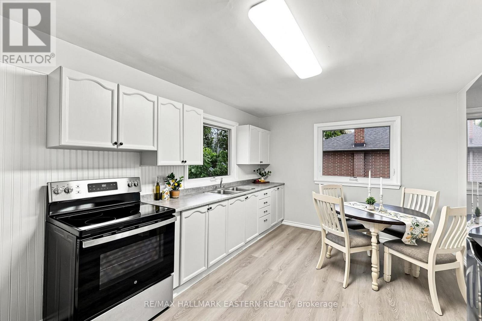 22 Kingdon Avenue, Selwyn, Ontario  K0L 2H0 - Photo 9 - X13764844