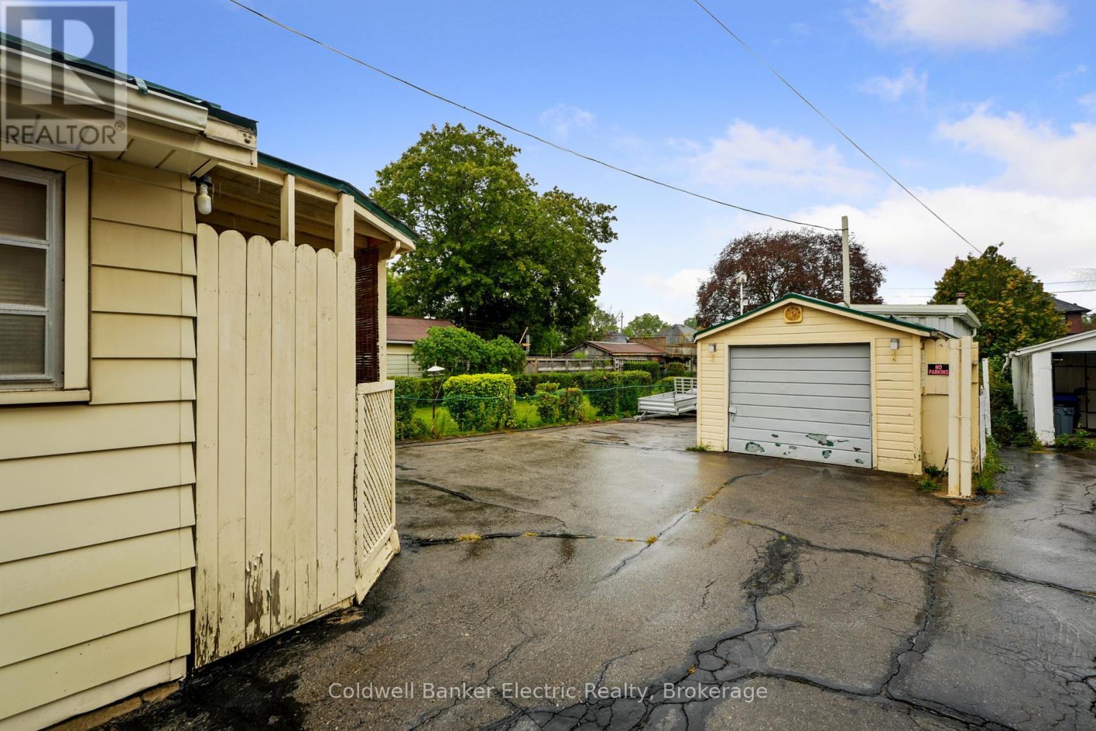 553 Chamberlain Street, Peterborough (Town Ward 3), Ontario  K9J 4L6 - Photo 24 - X13764972
