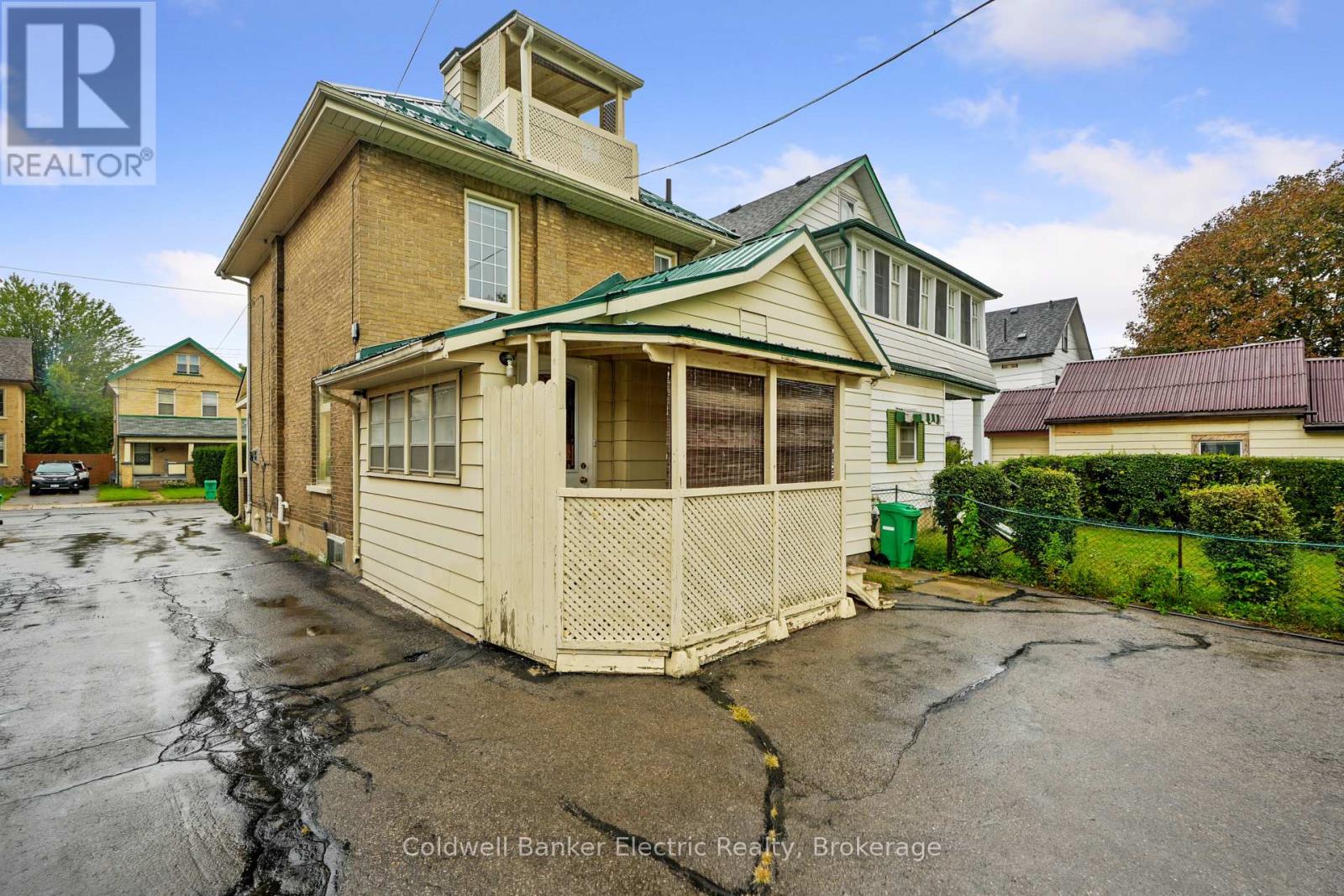 553 Chamberlain Street, Peterborough (Town Ward 3), Ontario  K9J 4L6 - Photo 25 - X13764972