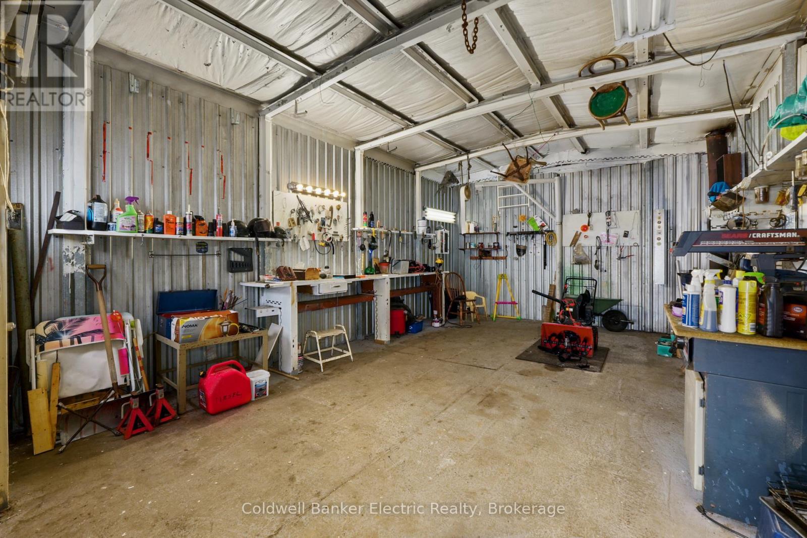 553 Chamberlain Street, Peterborough (Town Ward 3), Ontario  K9J 4L6 - Photo 29 - X13764972