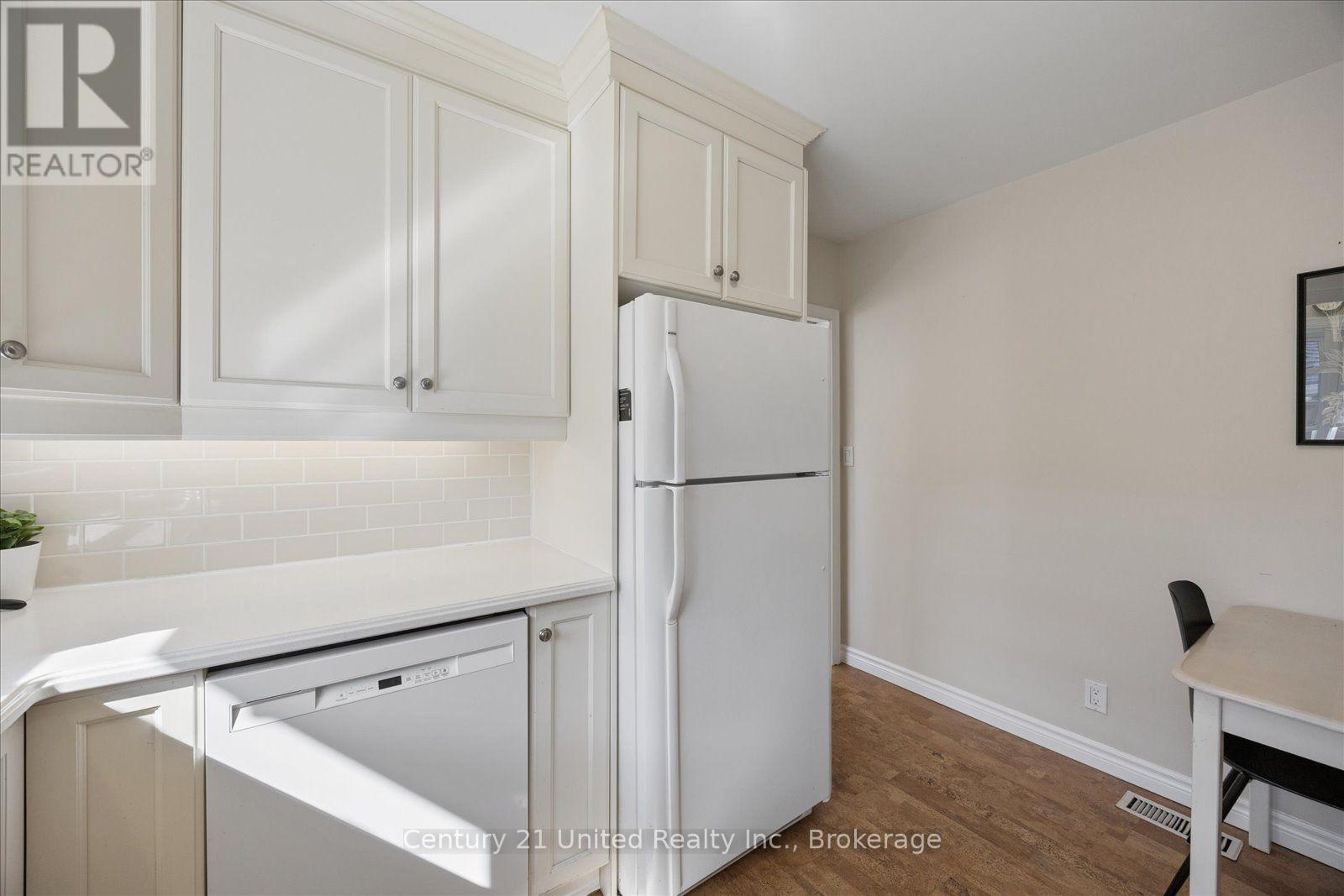 797 Valleyview Drive, Peterborough (Monaghan Ward 2), Ontario  K9J 6P9 - Photo 13 - X13765066