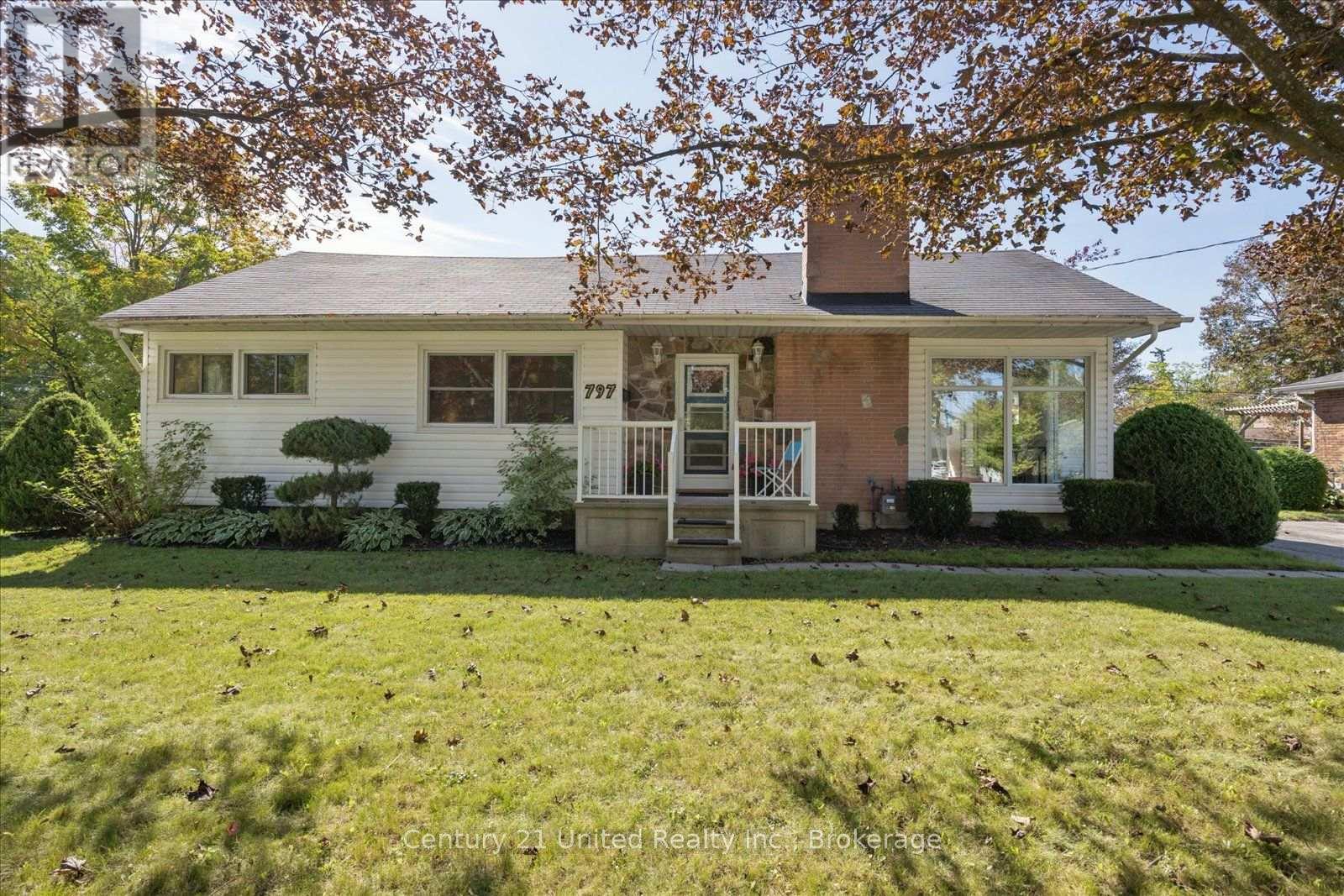 797 Valleyview Drive, Peterborough (Monaghan Ward 2), Ontario  K9J 6P9 - Photo 2 - X13765066