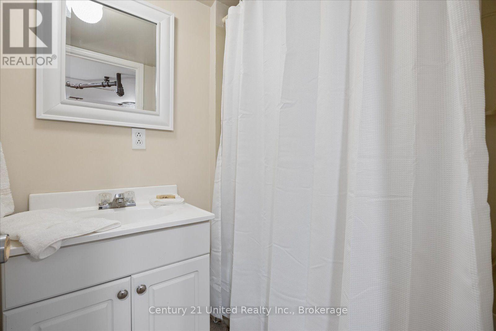 797 Valleyview Drive, Peterborough (Monaghan Ward 2), Ontario  K9J 6P9 - Photo 35 - X13765066