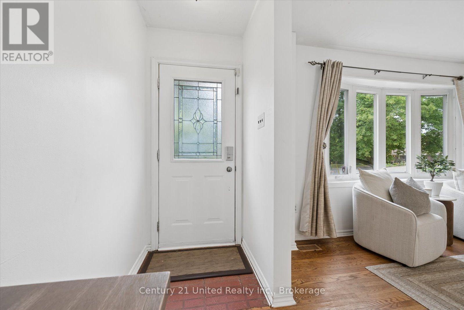 46b Springbrook Drive, Peterborough (Monaghan Ward 2), Ontario  K9J 1L1 - Photo 6 - X13765688
