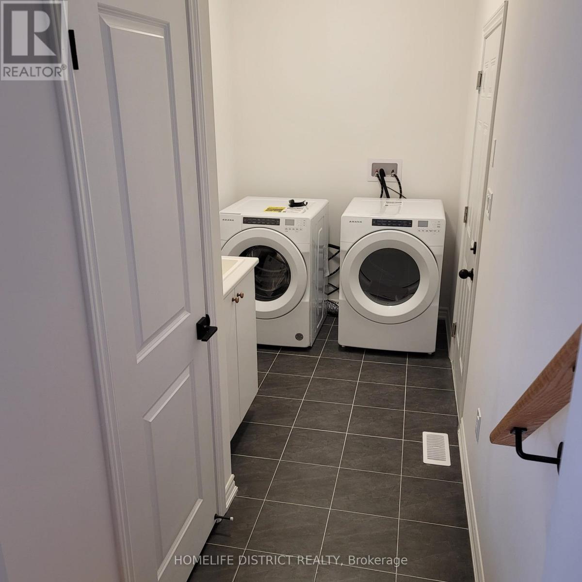 51 Hancock Crescent, Kawartha Lakes (Lindsay), Ontario  K9V 5H5 - Photo 10 - X13769324