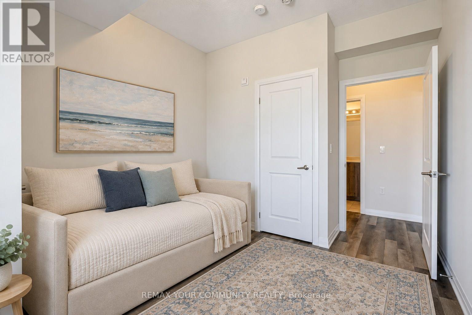 202 - 65 Shipway Avenue, Clarington (Newcastle), Ontario  L1B 0W2 - Photo 5 - E13771526