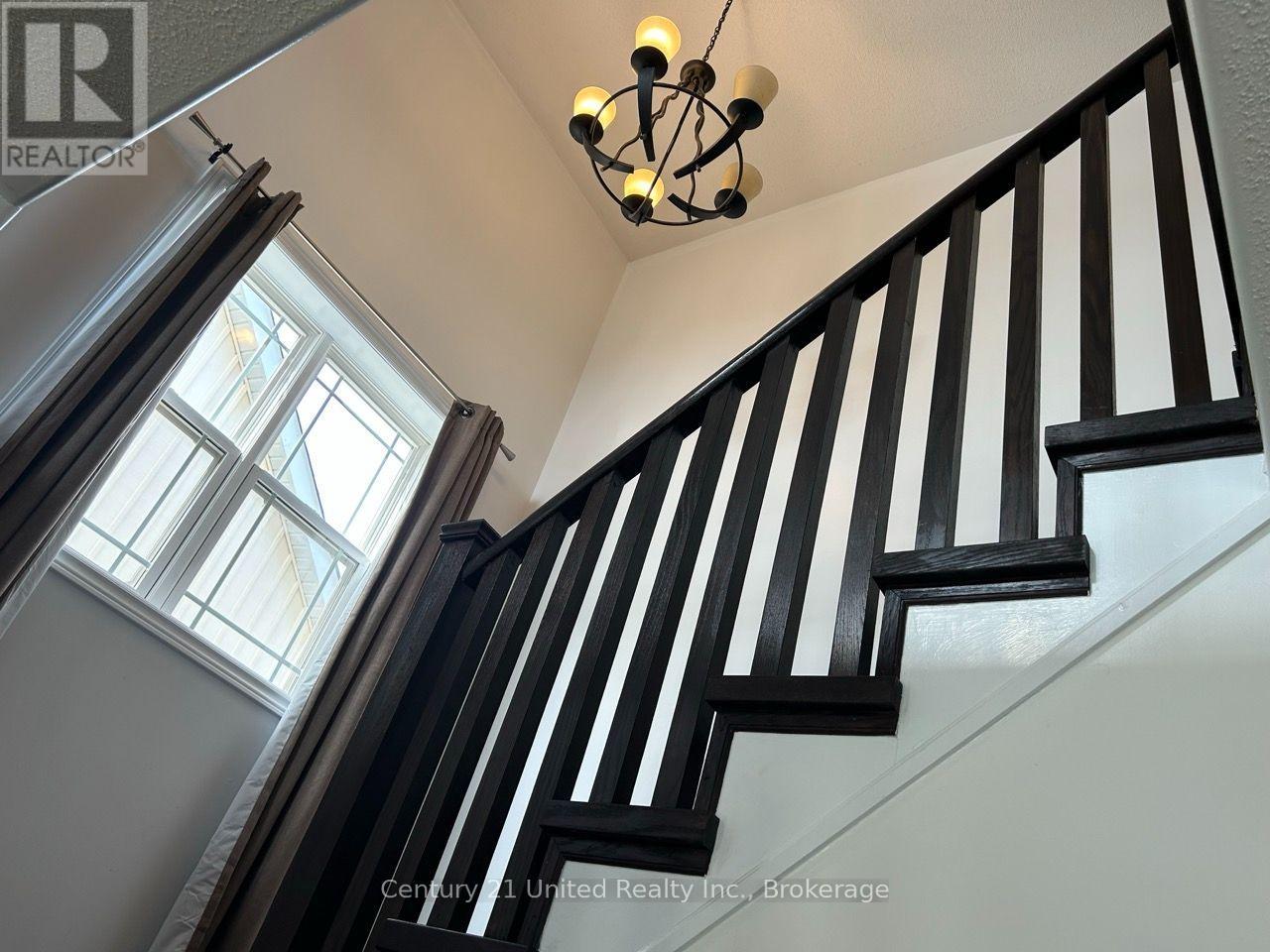 132 Bowen Drive, Peterborough (Northcrest Ward 5), Ontario  K9H 0C1 - Photo 18 - X13776050