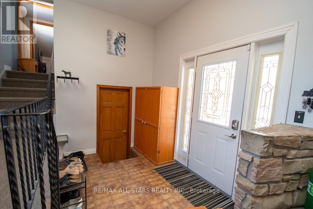 1185 Sturgeon Road, Kawartha Lakes (Emily), Ontario  K9V 4R8 - Photo 5 - X13776068