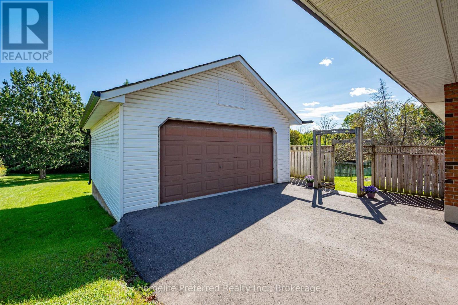 3224 Lakefield Road, Selwyn, Ontario  K9J 6X5 - Photo 5 - X13776684