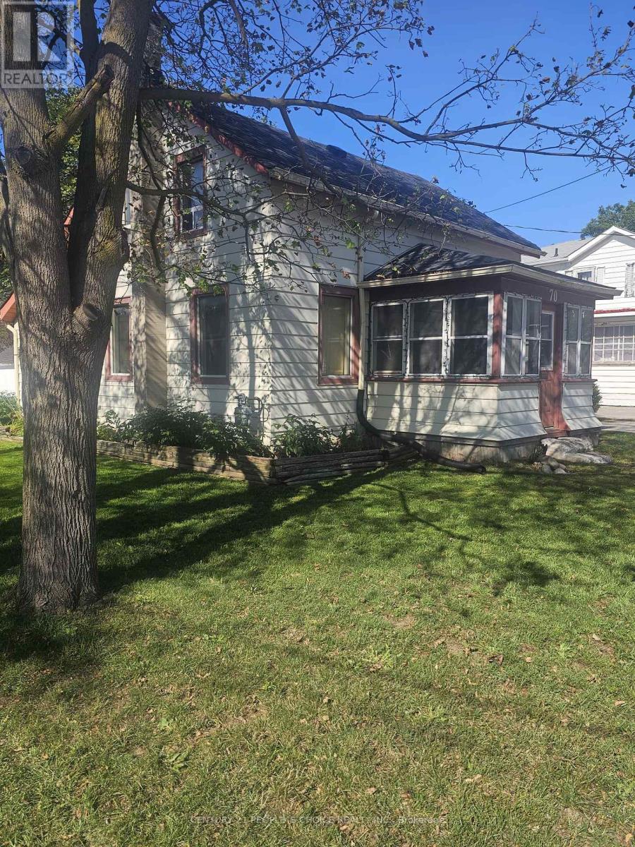 71 QUEEN ST & 70 KING STREET, kawartha lakes (lindsay), Ontario