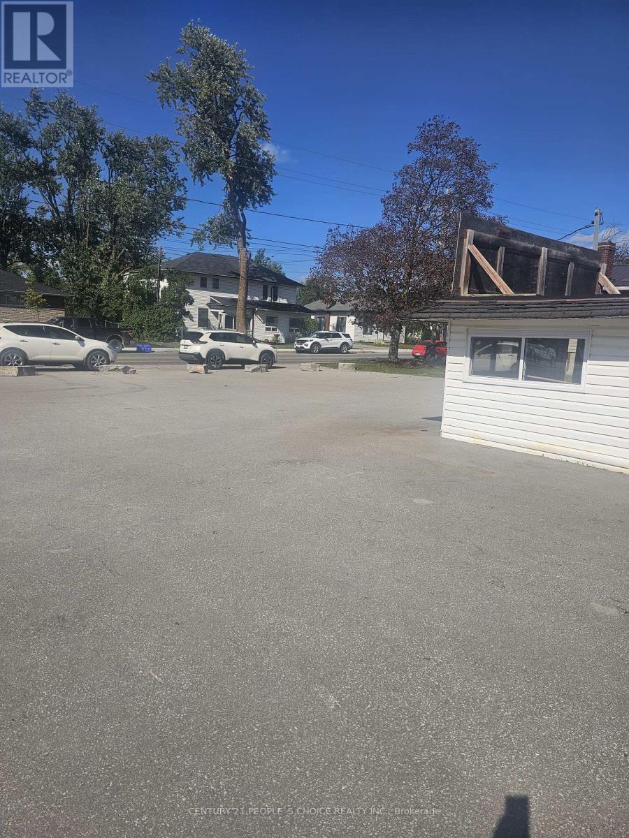 71 Queen St & 70 King Street, Kawartha Lakes (Lindsay), Ontario  K9V 1G5 - Photo 4 - X13776956