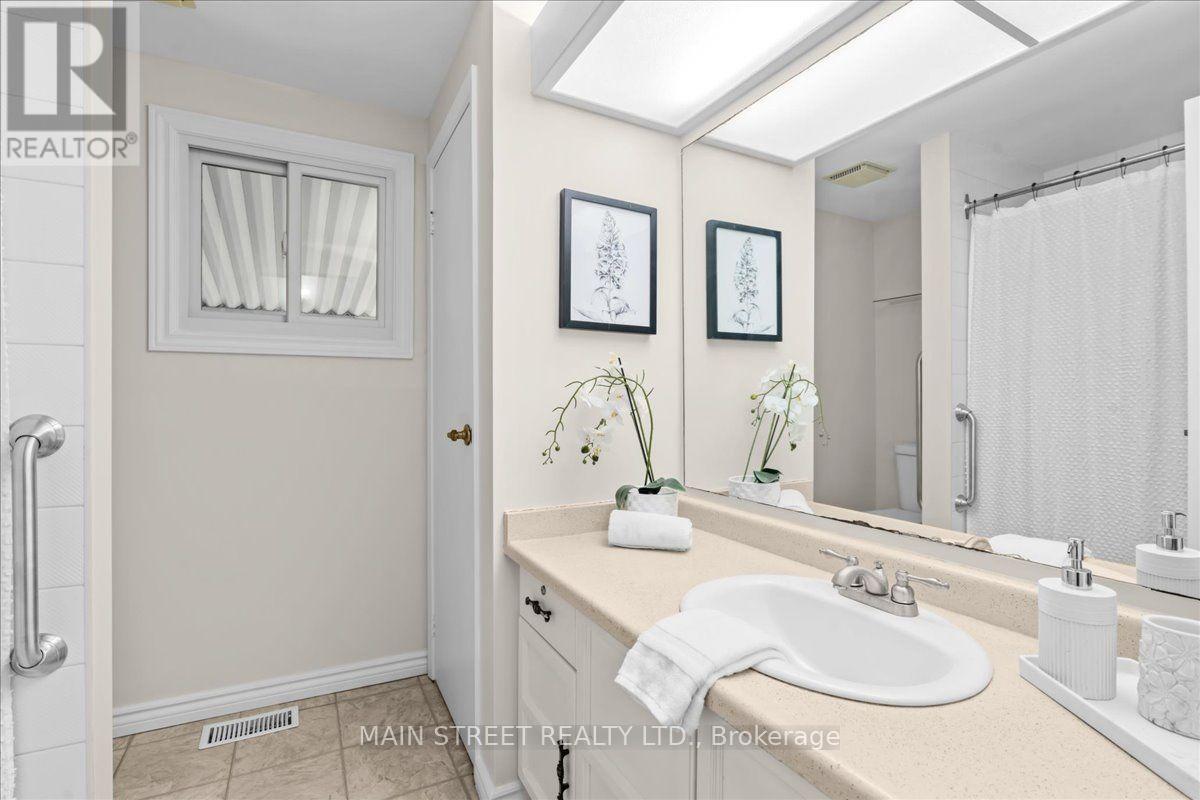 2 Pineridge Crescent, Clarington (Newcastle), Ontario  L1B 1B9 - Photo 26 - E13777308