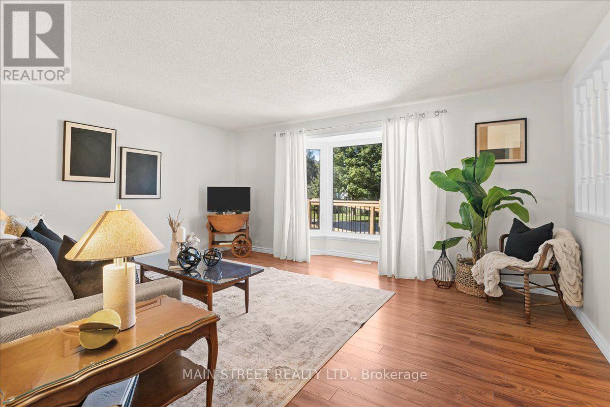 2 Pineridge Crescent, Clarington (Newcastle), Ontario  L1B 1B9 - Photo 8 - E13777308