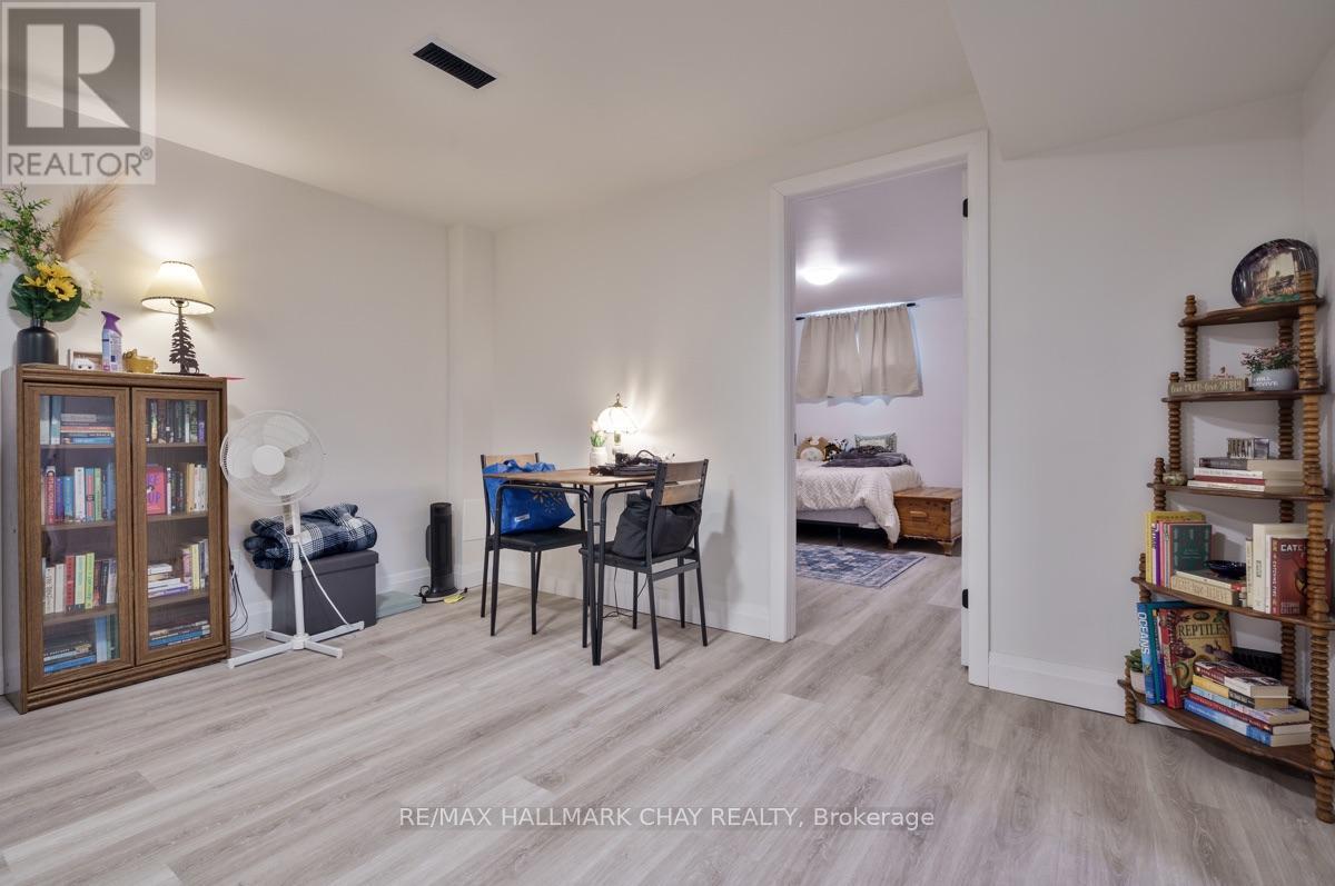262 Bellevue Street, Peterborough (Northcrest Ward 5), Ontario  K9H 5E5 - Photo 29 - X13778052