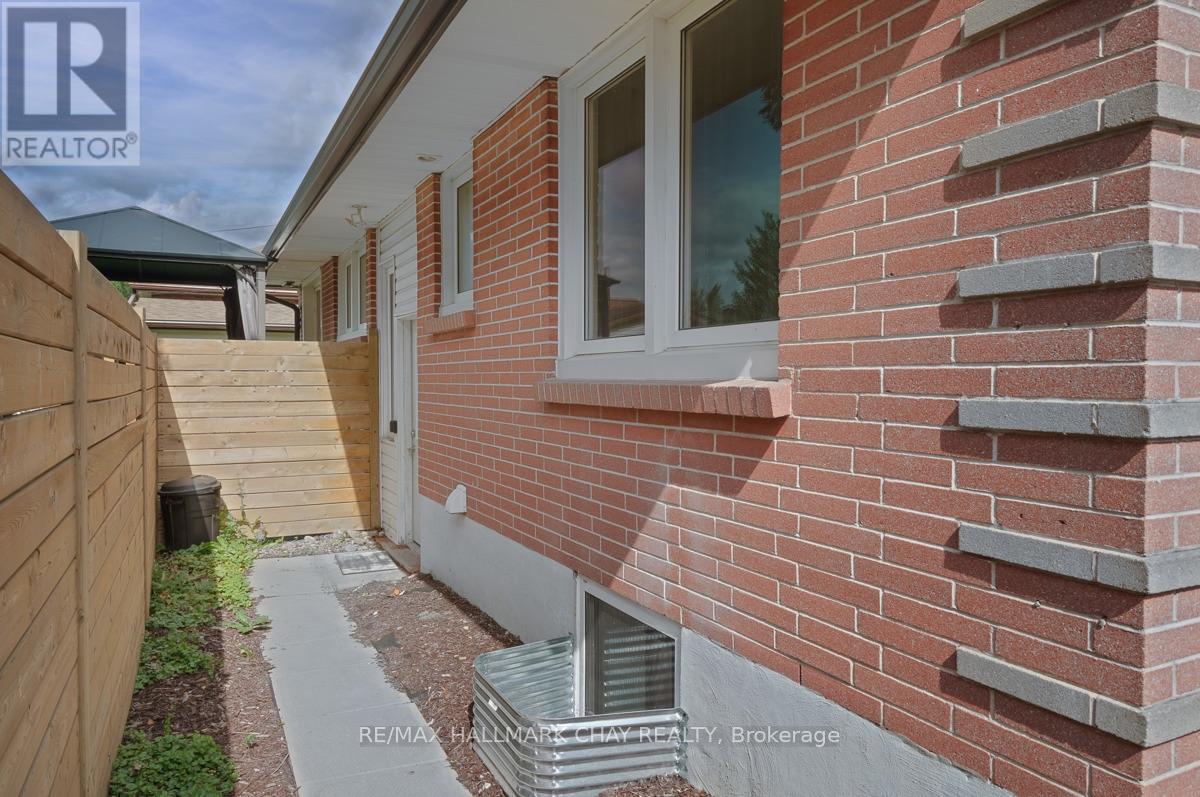262 Bellevue Street, Peterborough (Northcrest Ward 5), Ontario  K9H 5E5 - Photo 37 - X13778052