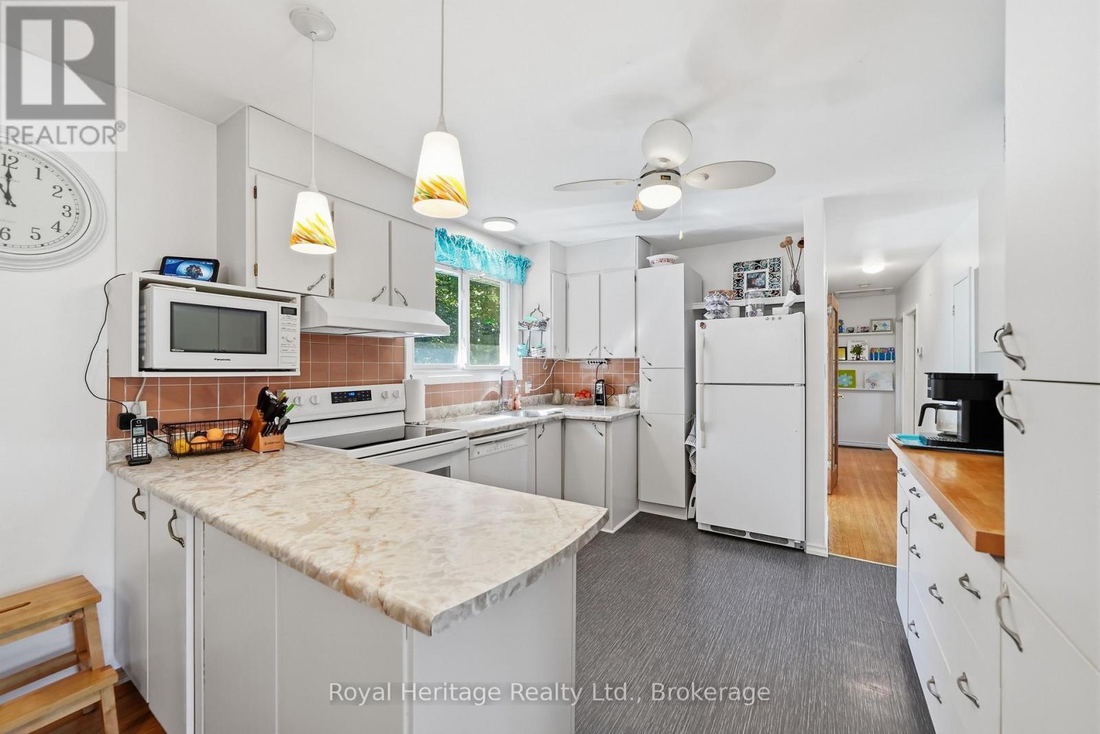 479 Sunset Boulevard, Clarington (Newcastle), Ontario  L1B 1C9 - Photo 13 - E13778440