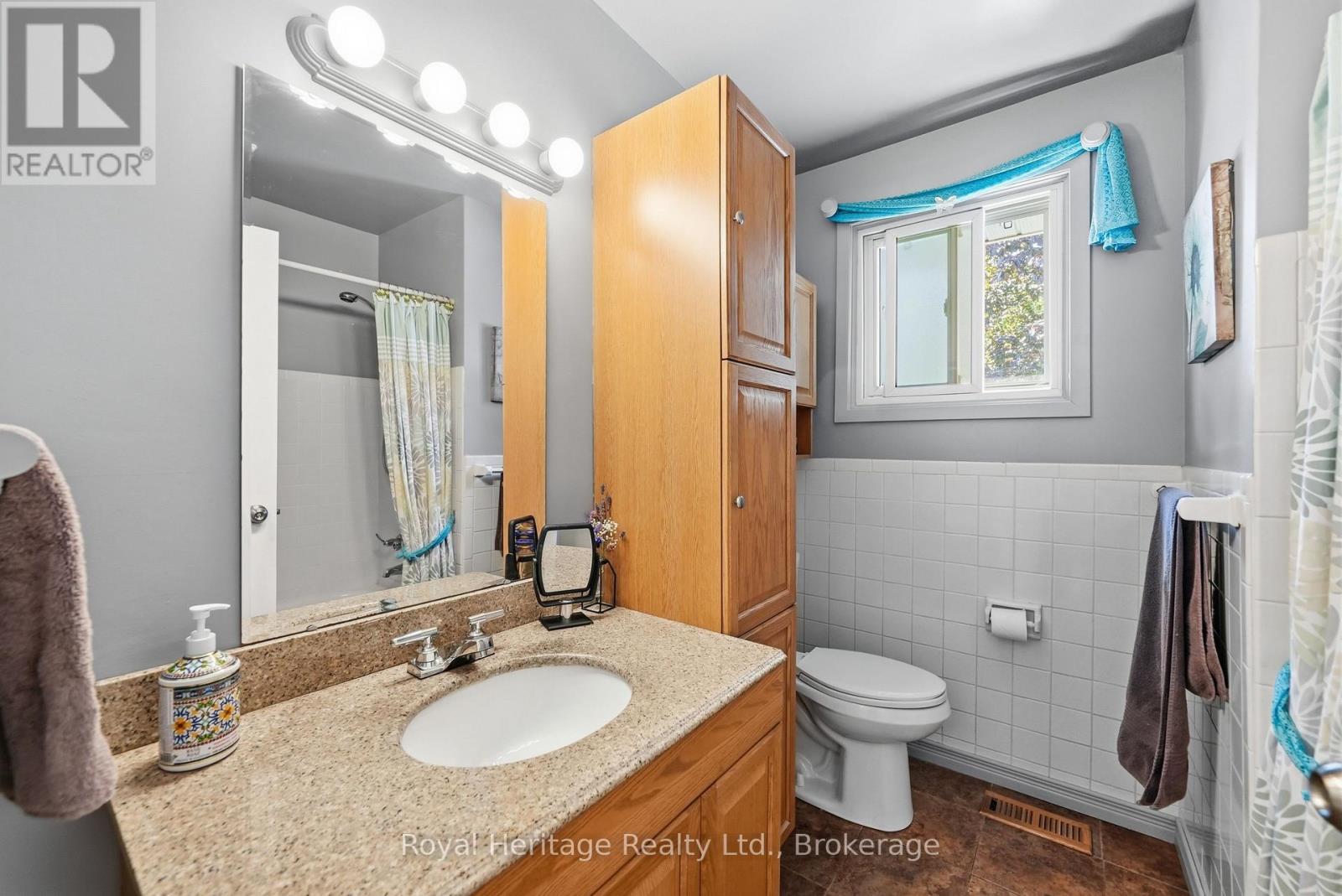 479 Sunset Boulevard, Clarington (Newcastle), Ontario  L1B 1C9 - Photo 21 - E13778440