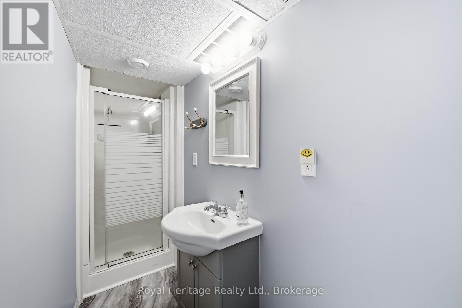 479 Sunset Boulevard, Clarington (Newcastle), Ontario  L1B 1C9 - Photo 26 - E13778440