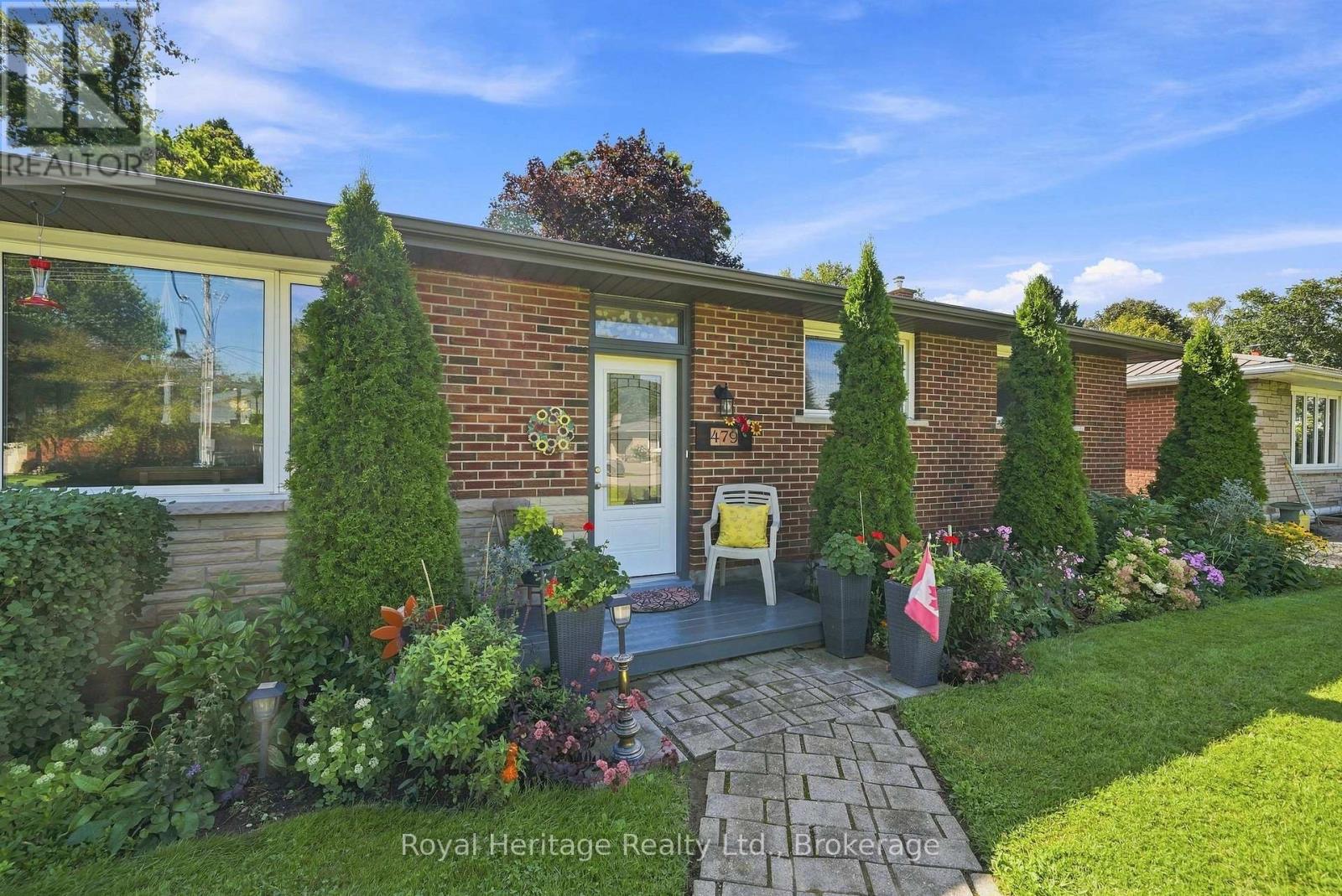 479 Sunset Boulevard, Clarington (Newcastle), Ontario  L1B 1C9 - Photo 3 - E13778440