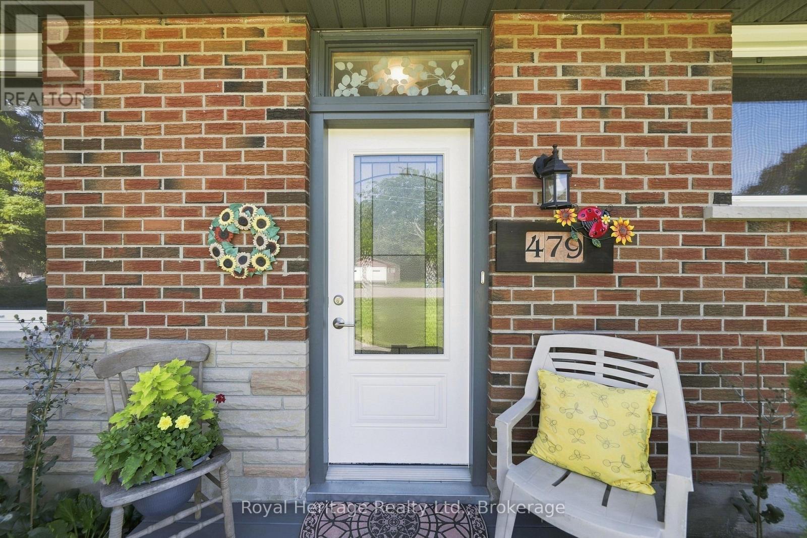 479 Sunset Boulevard, Clarington (Newcastle), Ontario  L1B 1C9 - Photo 5 - E13778440