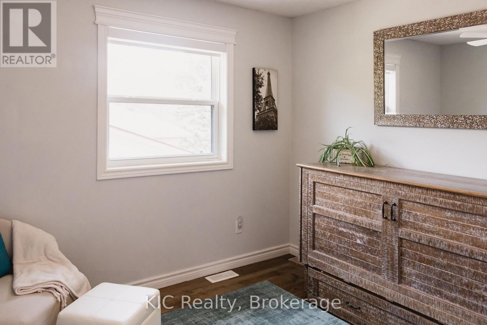 2138 Lorraine Drive, Peterborough (Northcrest Ward 5), Ontario  K9L 1X4 - Photo 22 - X13778368