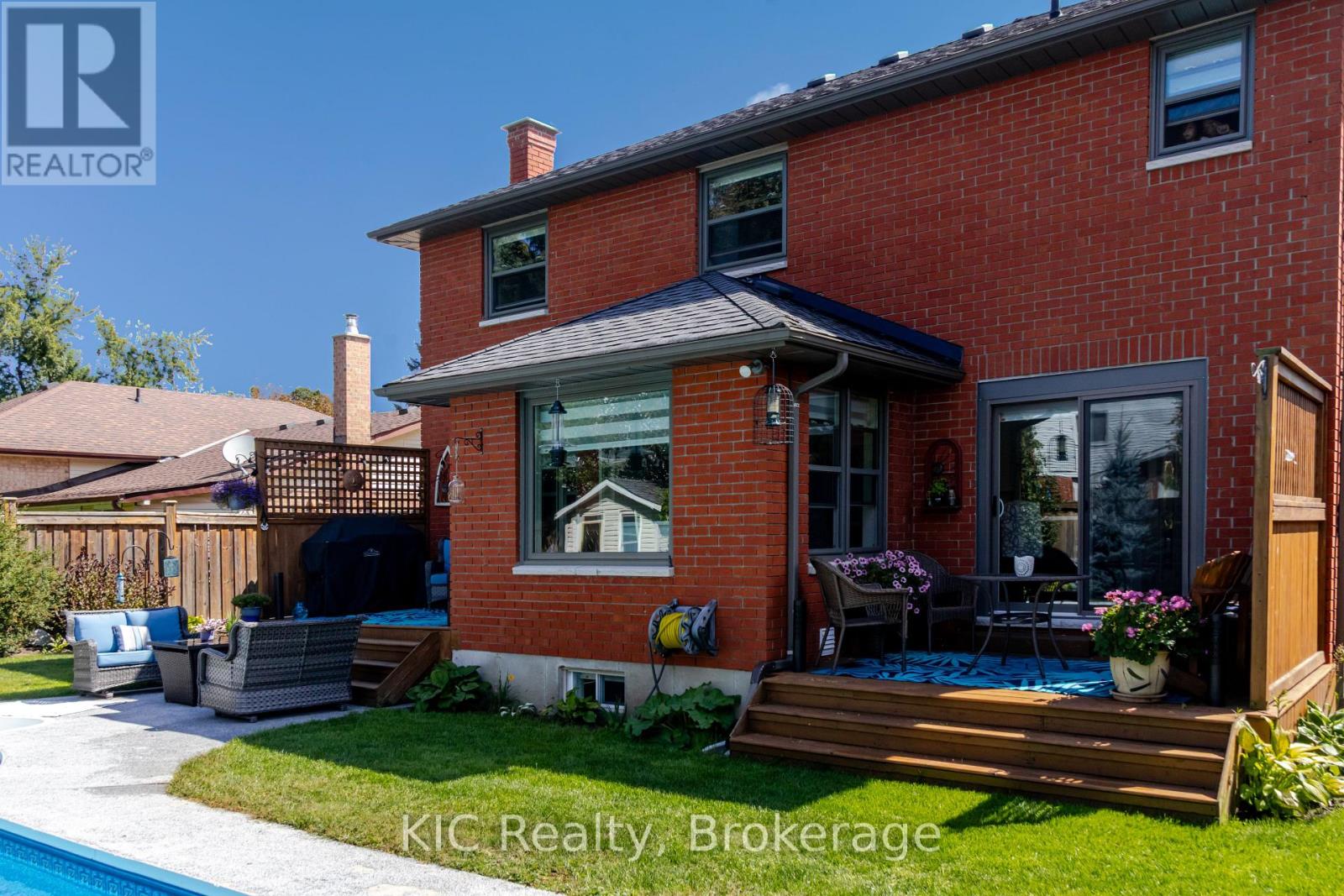 2138 Lorraine Drive, Peterborough (Northcrest Ward 5), Ontario  K9L 1X4 - Photo 5 - X13778368