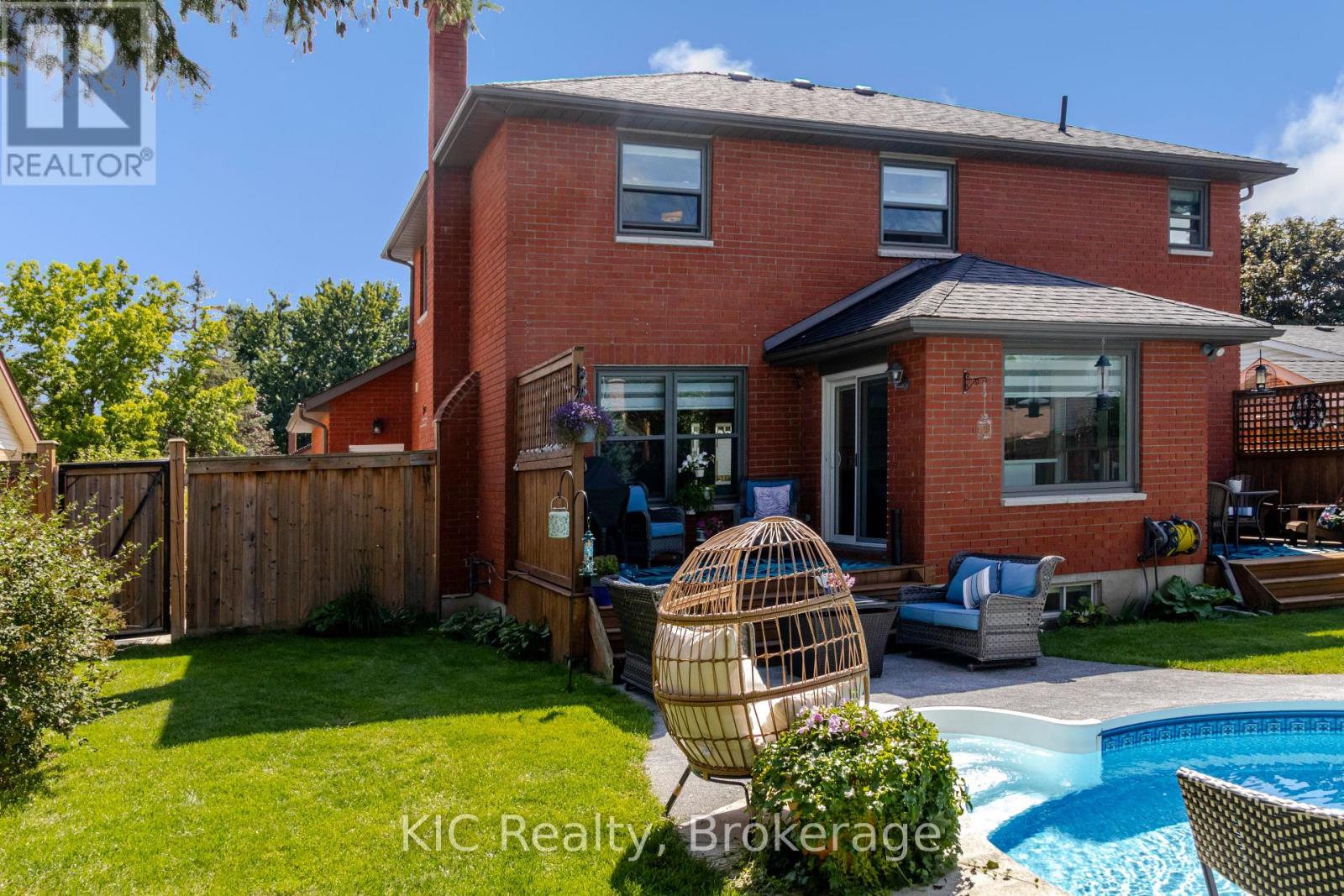 2138 Lorraine Drive, Peterborough (Northcrest Ward 5), Ontario  K9L 1X4 - Photo 6 - X13778368