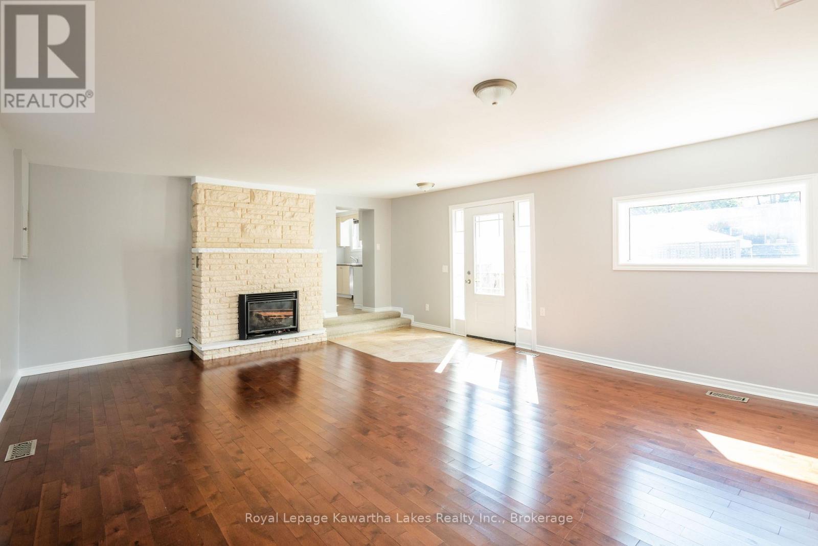 71 Victoria Avenue N, Kawartha Lakes (Lindsay), Ontario  K9V 4G8 - Photo 9 - X13778608