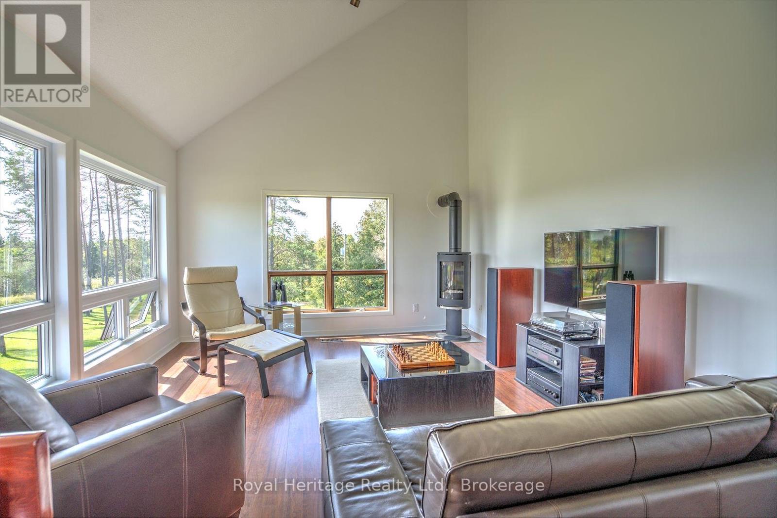 215 Fifth Line Dummer South Road, Douro-Dummer, Ontario  K0L 3A0 - Photo 10 - X13778676