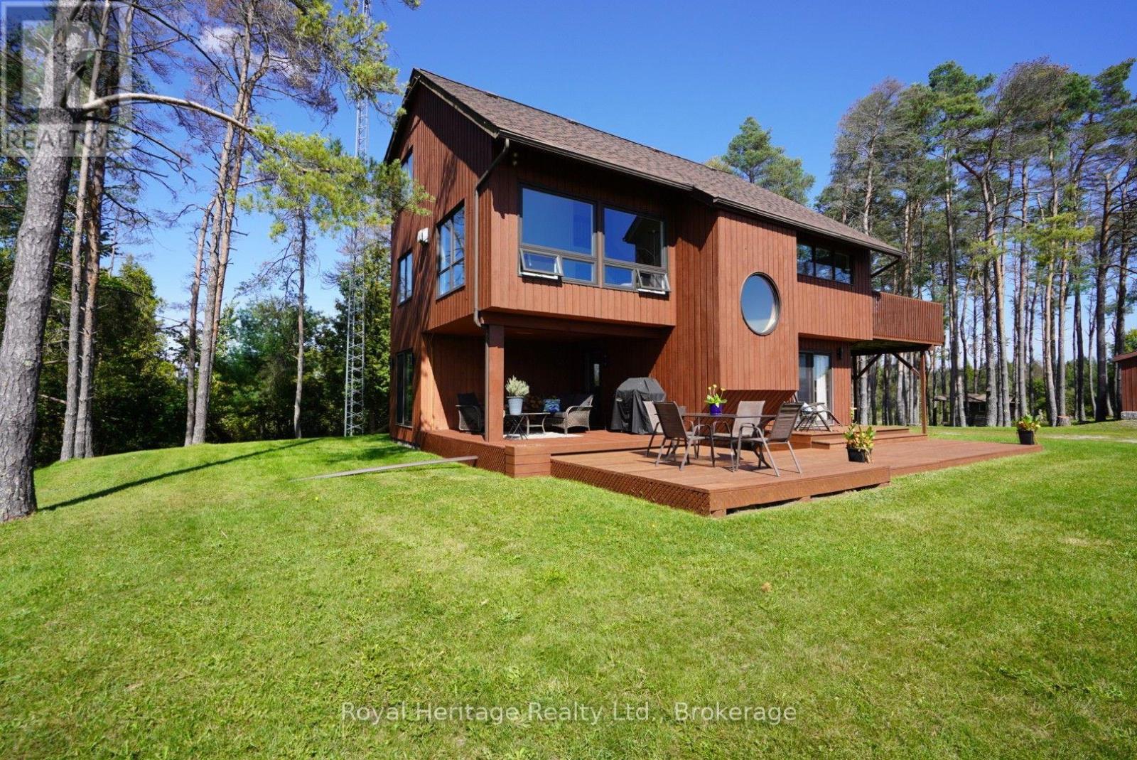 215 Fifth Line Dummer South Road, Douro-Dummer, Ontario  K0L 3A0 - Photo 2 - X13778676