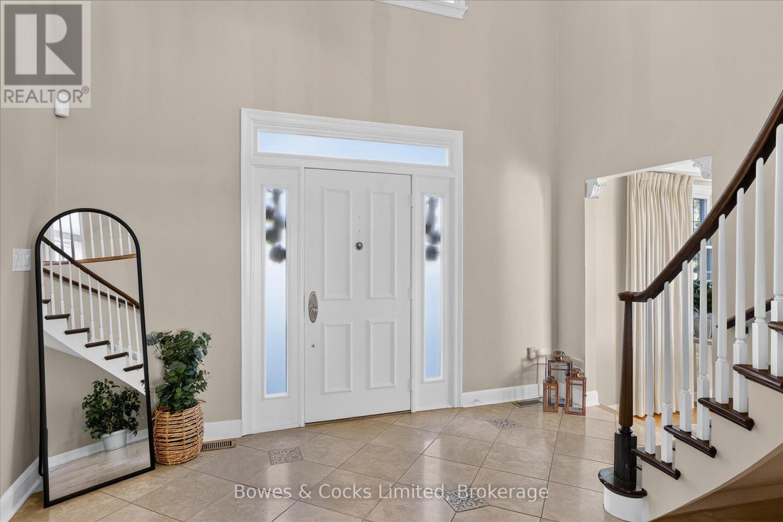 1562 Champlain Drive, Peterborough (Northcrest Ward 5), Ontario  K9L 1N6 - Photo 6 - X13779078