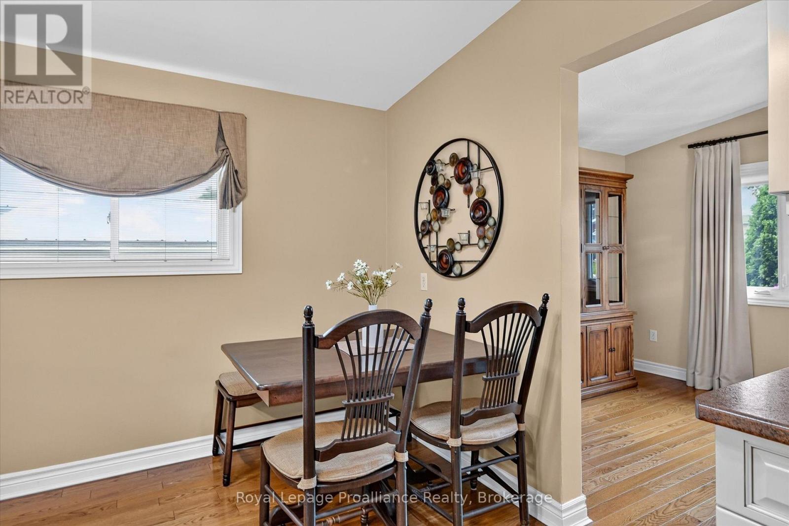 1296 Hudson Street, Peterborough (Northcrest Ward 5), Ontario  K9H 6Z8 - Photo 13 - X13780136
