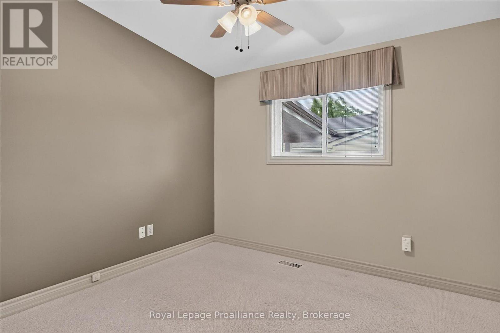 1296 Hudson Street, Peterborough (Northcrest Ward 5), Ontario  K9H 6Z8 - Photo 21 - X13780136