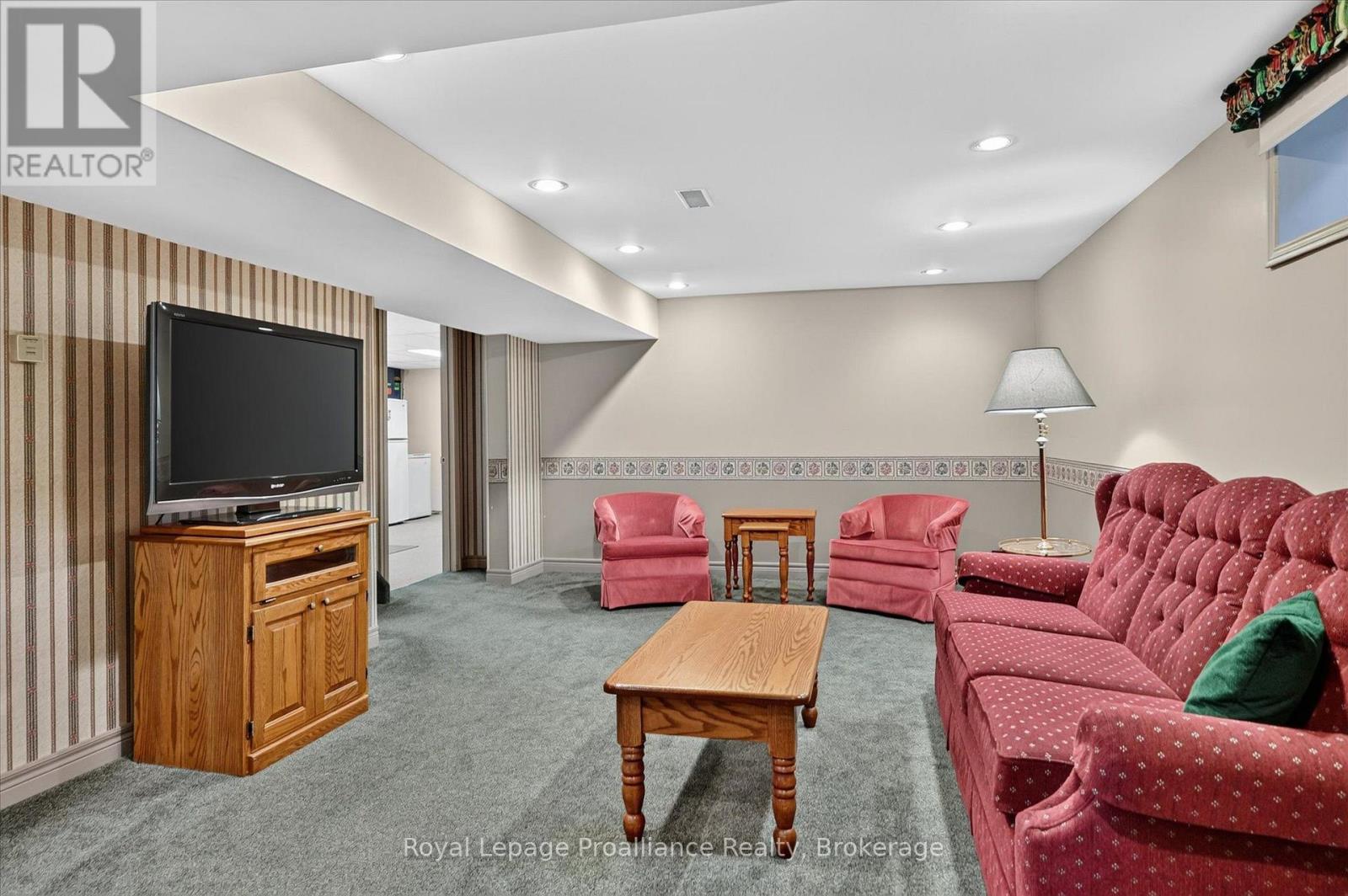 1296 Hudson Street, Peterborough (Northcrest Ward 5), Ontario  K9H 6Z8 - Photo 24 - X13780136