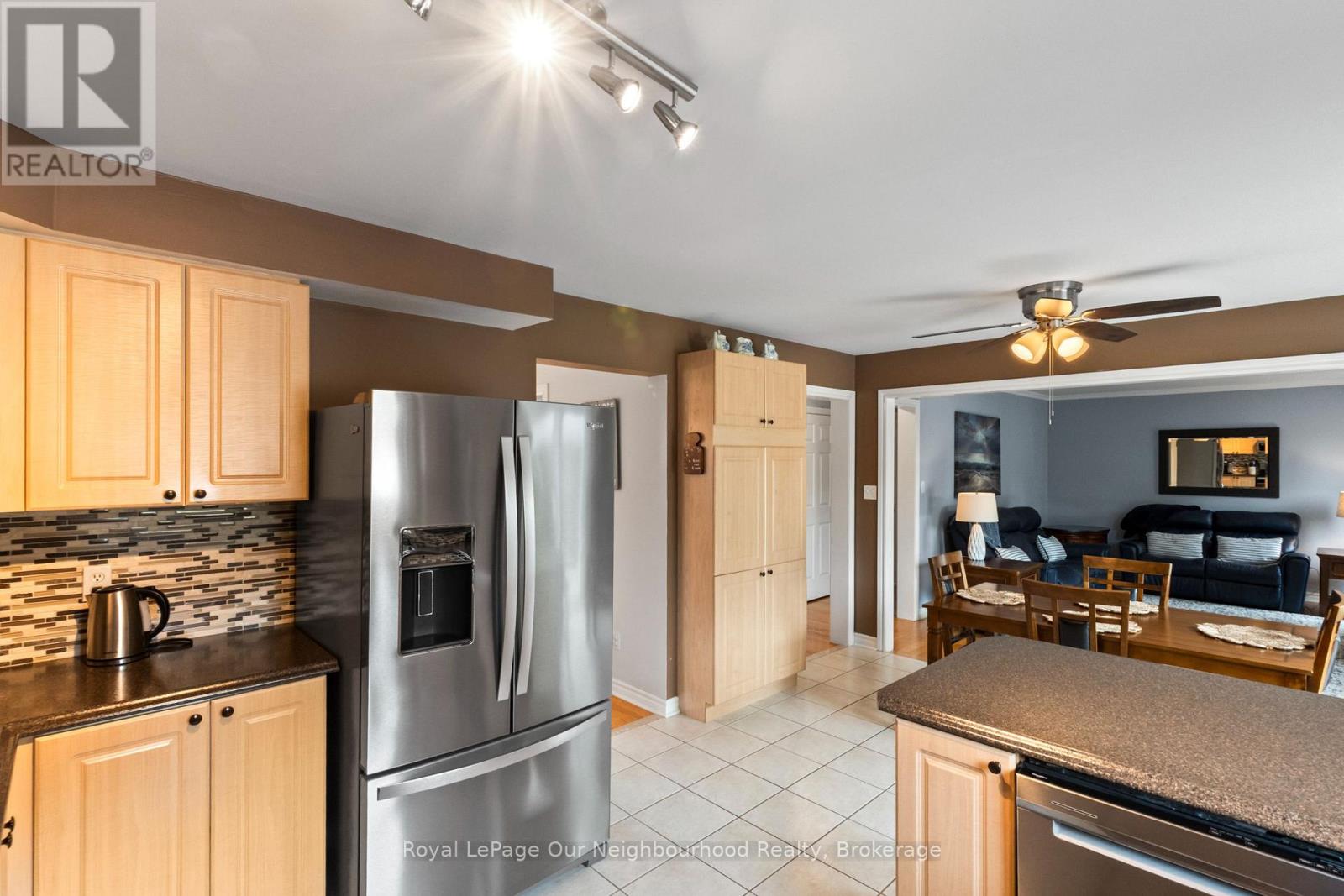17 Catherwood Lane, Clarington (Newcastle), Ontario  L1B 1C1 - Photo 11 - E13780602