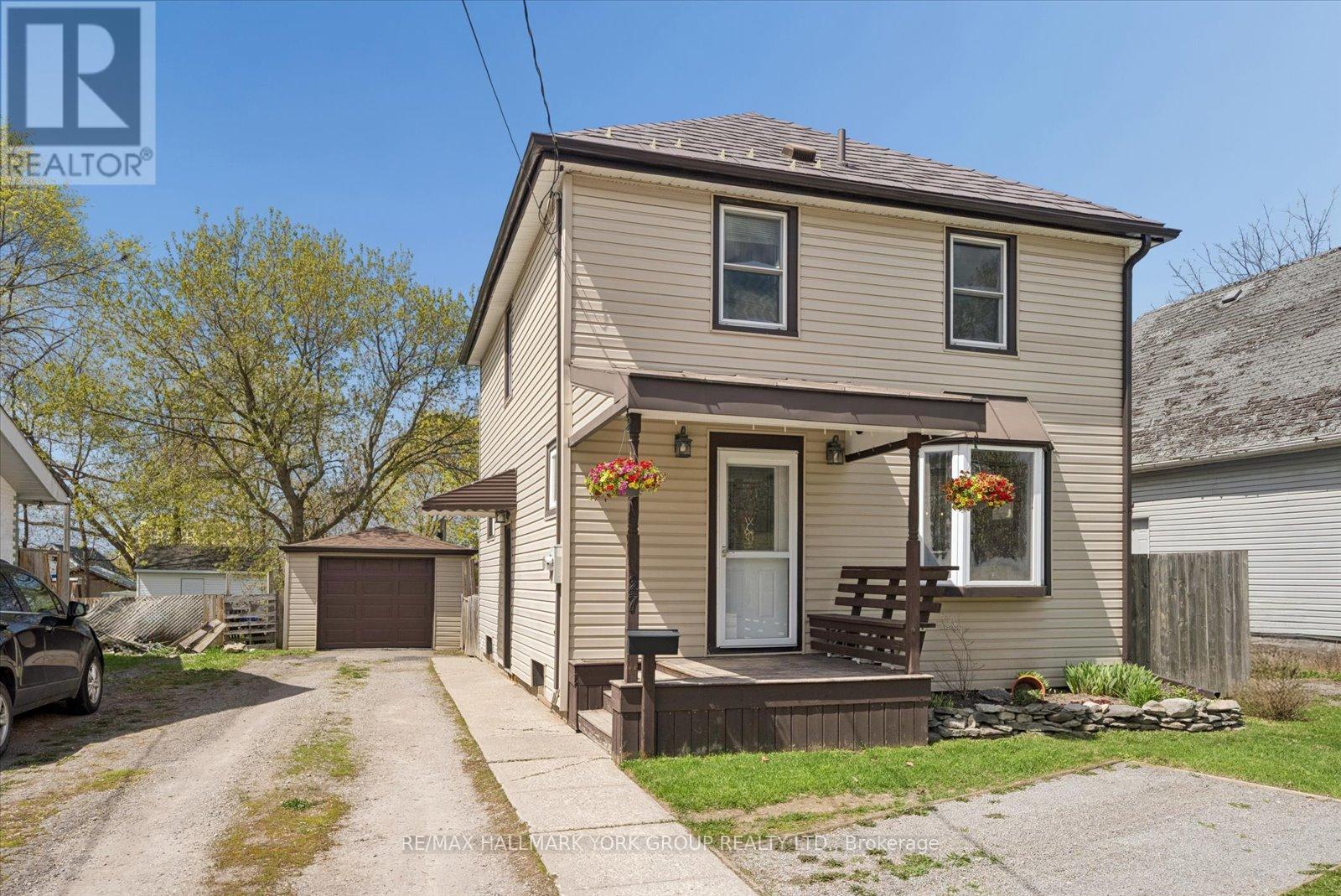 27 ST PAUL STREET, kawartha lakes (lindsay), Ontario