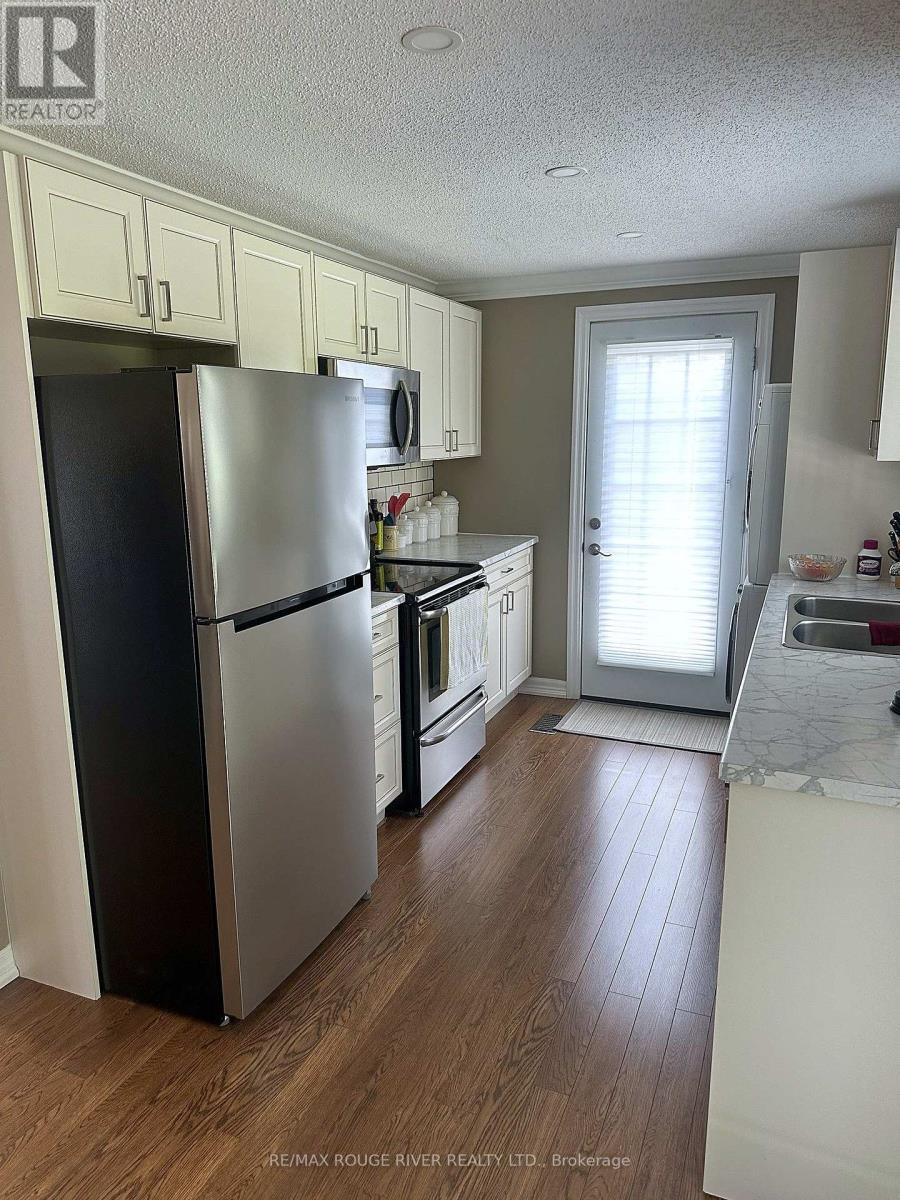 154 Wilmot Trail, Clarington (Bowmanville), Ontario  L1B 1B9 - Photo 7 - E13780912
