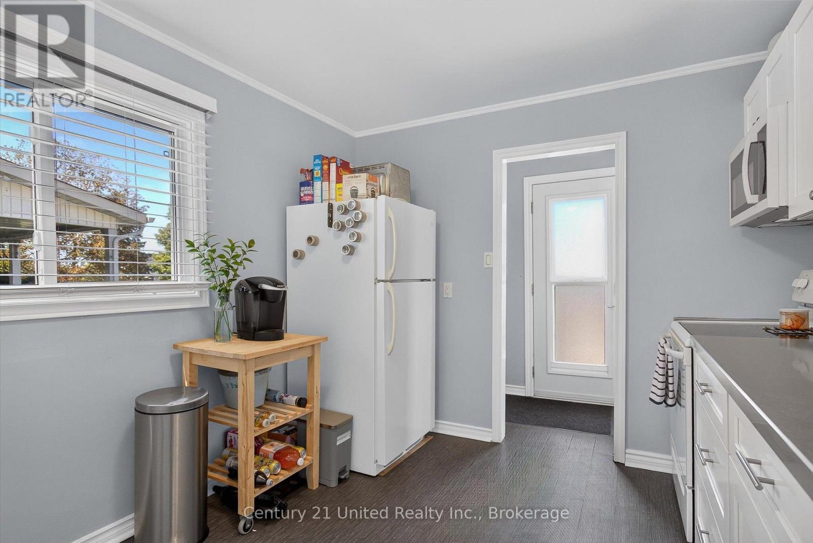 679 Hawley Street, Peterborough (Otonabee Ward 1), Ontario  K9J 4C7 - Photo 14 - X13781148