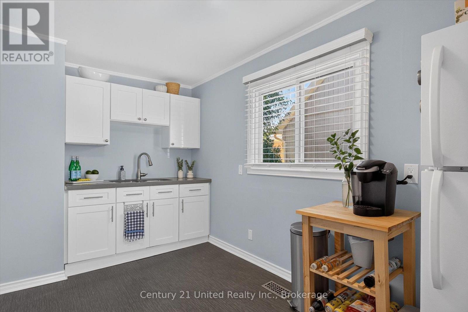 679 Hawley Street, Peterborough (Otonabee Ward 1), Ontario  K9J 4C7 - Photo 15 - X13781148